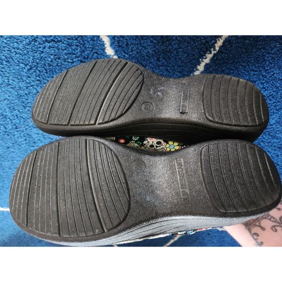Savvy Day of the Dead Non Slip Women's Shoes 8.5 - Picture 6 of 6